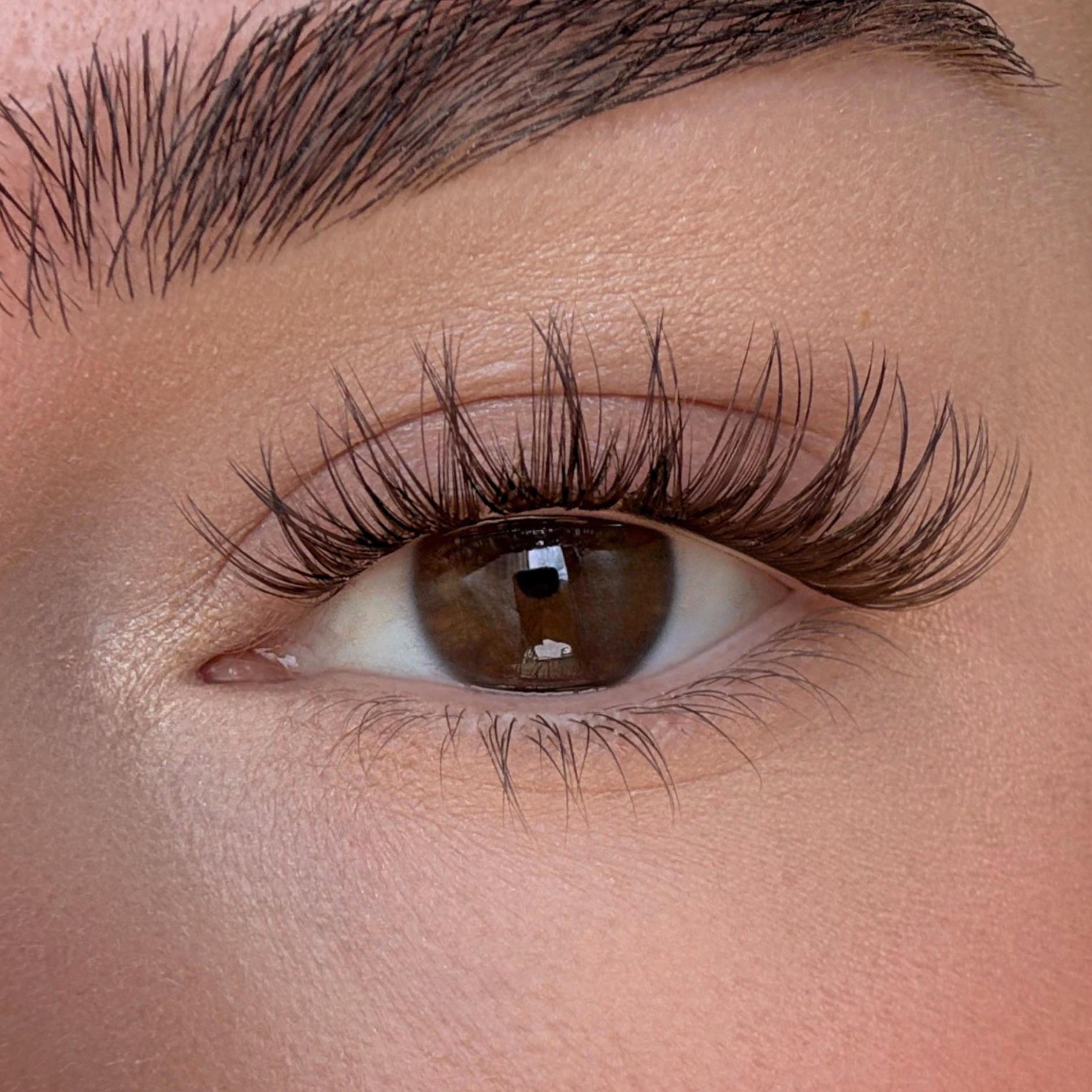 Natural FD2 DIY Cluster Lash Kit - 12 Rows - product image 6