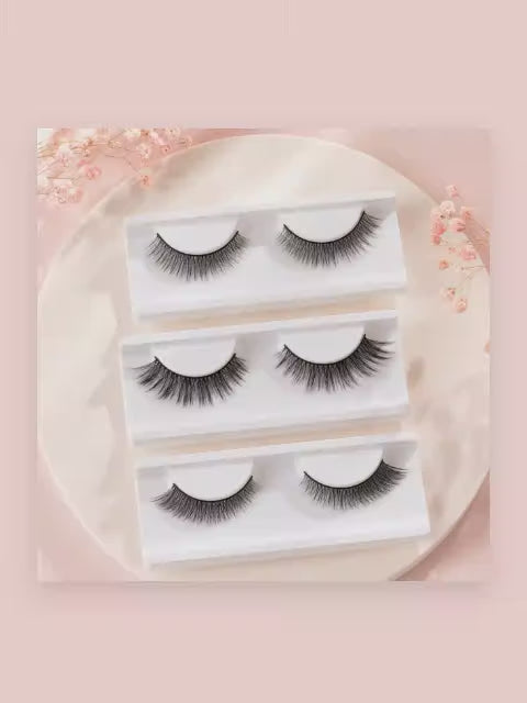 Load video: False eyelashes product showcase video